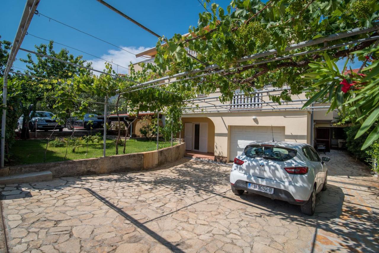 Apartments Bogdanic Krk I คิร์ก ภายนอก รูปภาพ