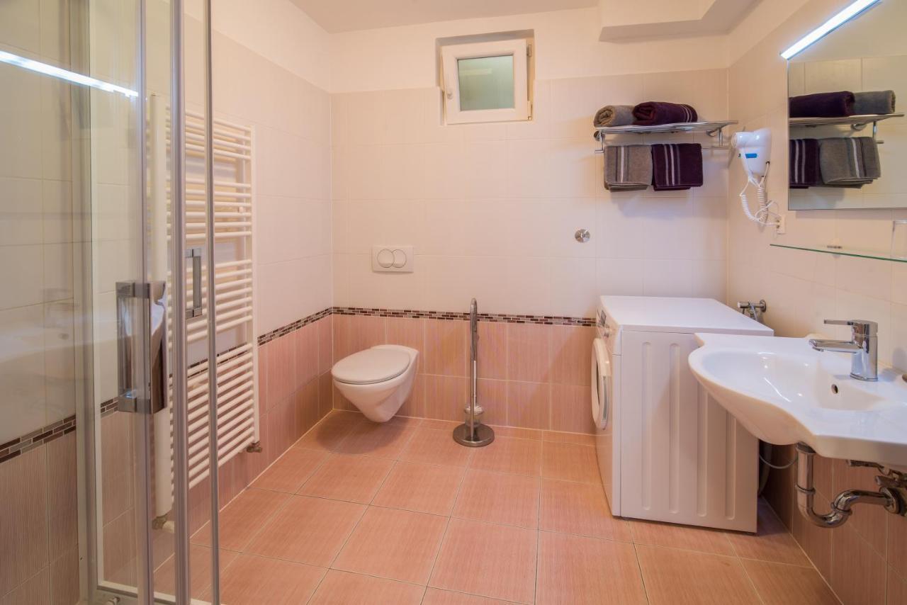 Apartments Bogdanic Krk I คิร์ก ภายนอก รูปภาพ
